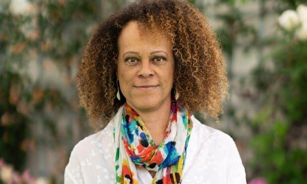 انتقاد نخستین نویسنده زن سیاهپوست برنده بوکر از صنعت نشر
